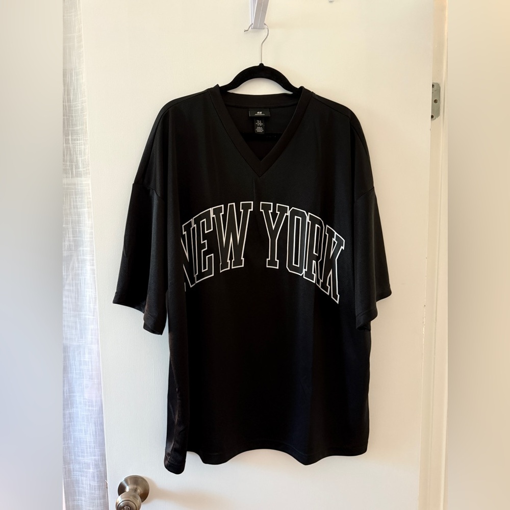 H&M Black New York Men's Jersey